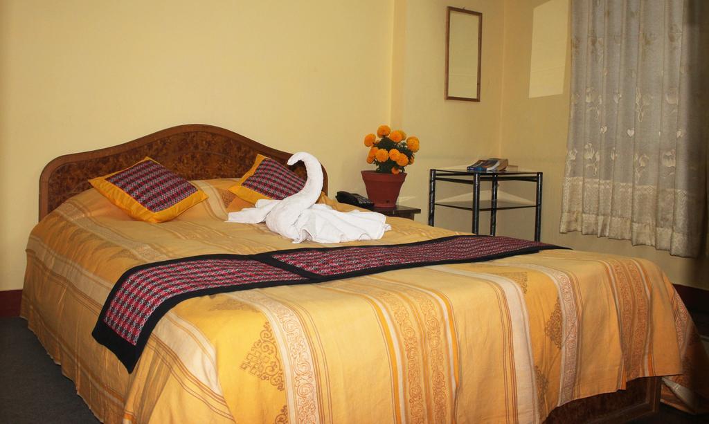 Simrika Homes Bed And Breakfast Катманду Стая снимка
